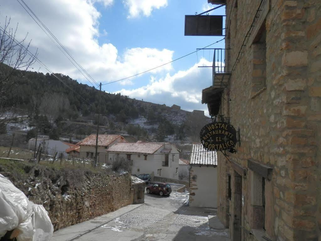 Hostal El Portalico Линарес-де-Мора Экстерьер фото